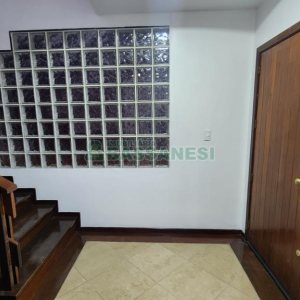 Casa com 407m², 5 dormitórios, 3 vagas, no bairro Santa Catarina em Caxias do Sul para Comprar