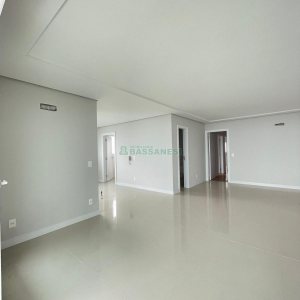 Apto/Cobertura com 197m², 3 dormitórios, 4 vagas, no bairro Universitário em Caxias do Sul para Comprar