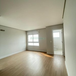 Apto/Cobertura com 197m², 3 dormitórios, 4 vagas, no bairro Universitário em Caxias do Sul para Comprar