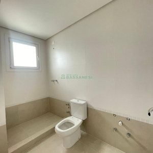 Apto/Cobertura com 197m², 3 dormitórios, 4 vagas, no bairro Universitário em Caxias do Sul para Comprar