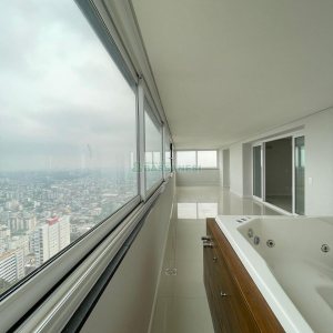 Apto/Cobertura com 197m², 3 dormitórios, 4 vagas, no bairro Universitário em Caxias do Sul para Comprar