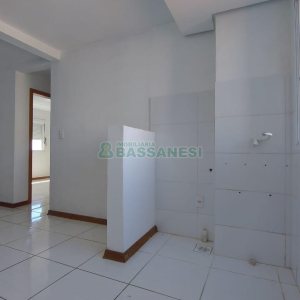 Apartamento com 44m², 2 dormitórios, 1 vaga, no bairro Desvio Rizzo em Caxias do Sul para Comprar