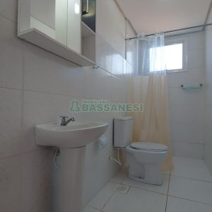 Apartamento com 44m², 2 dormitórios, 1 vaga, no bairro Desvio Rizzo em Caxias do Sul para Comprar