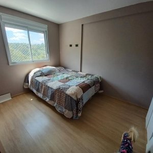 Apartamento com 39m², 2 dormitórios, 1 vaga, no bairro Petrópolis em Caxias do Sul para Comprar
