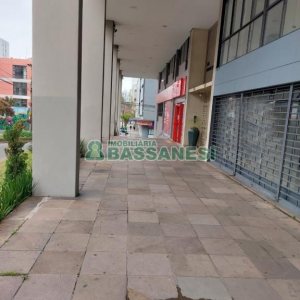 Loja com 568m², no bairro São Pelegrino em Caxias do Sul para Alugar