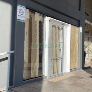 Loja com 568m², no bairro São Pelegrino em Caxias do Sul para Alugar