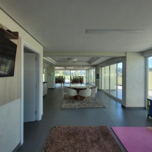 Apartamento com 75m², 2 dormitórios, 1 vaga, no bairro São Leopoldo em Caxias do Sul para Alugar