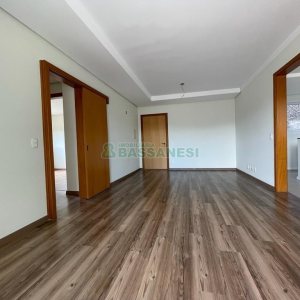 Apartamento com 110m², 2 dormitórios, 1 vaga, no bairro São Leopoldo em Caxias do Sul para Alugar