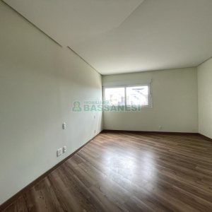 Apartamento com 110m², 2 dormitórios, 1 vaga, no bairro São Leopoldo em Caxias do Sul para Alugar