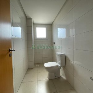 Apartamento com 110m², 2 dormitórios, 1 vaga, no bairro São Leopoldo em Caxias do Sul para Alugar