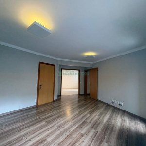 Apartamento com 110m², 2 dormitórios, 1 vaga, no bairro São Leopoldo em Caxias do Sul para Alugar