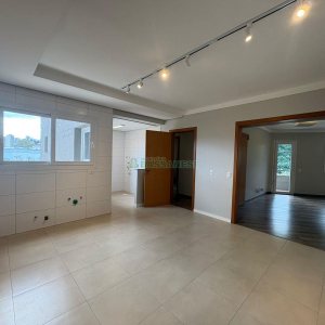 Apartamento com 110m², 2 dormitórios, 1 vaga, no bairro São Leopoldo em Caxias do Sul para Alugar