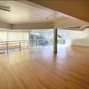 Loja com 220m², no bairro Charqueadas em Caxias do Sul para Alugar