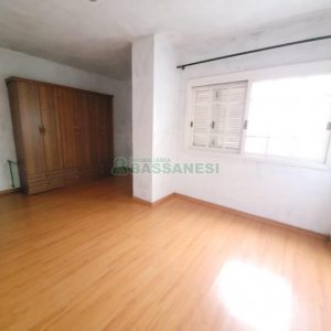 Casa com 200m², 5 dormitórios, 2 vagas, no bairro Charqueadas em Caxias do Sul para Alugar