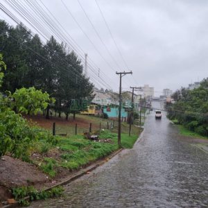 Terreno com 5551m², no bairro Nossa Senhora do Rosário em Caxias do Sul para Comprar