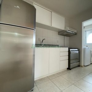 Apartamento com 55m², 1 dormitório, 1 vaga, no bairro Lourdes em Caxias do Sul para Alugar