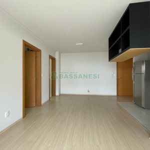 Apartamento com 55m², 1 dormitório, 1 vaga, no bairro Lourdes em Caxias do Sul para Alugar