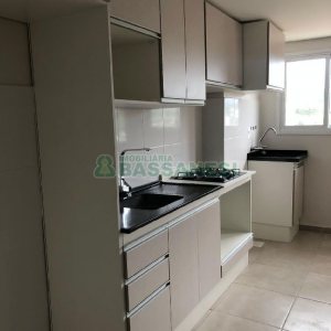 Apartamento com 48m², 2 dormitórios, 1 vaga, no bairro Cruzeiro em Caxias do Sul para Alugar