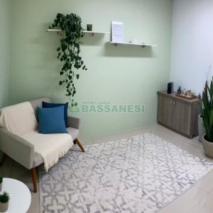 Sala com 48m², no bairro Villagio Iguatemi em Caxias do Sul para Comprar