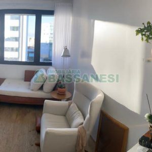 Sala com 48m², no bairro Villagio Iguatemi em Caxias do Sul para Comprar