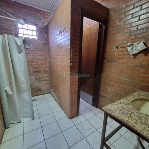 Pavilhão com 366m², no bairro Santa Catarina em Caxias do Sul para Alugar
