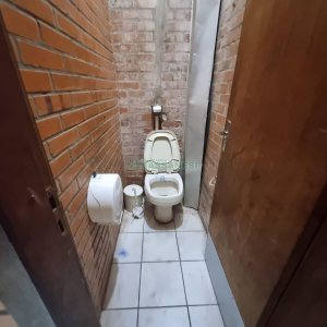 Pavilhão com 366m², no bairro Santa Catarina em Caxias do Sul para Alugar