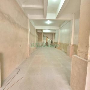 Loja com 130m², no bairro São Pelegrino em Caxias do Sul para Alugar