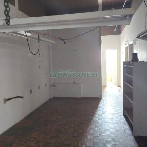 Loja Subsolo com 200m², no bairro Sanvitto em Caxias do Sul para Alugar