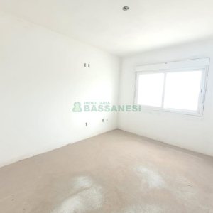 Apartamento com 113m², 2 dormitórios, no bairro Kayser em Caxias do Sul para Comprar