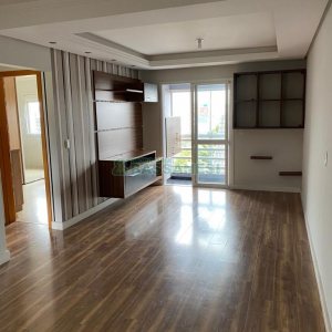 Apartamento com 70m², 2 dormitórios, 2 vagas, no bairro Sanvitto em Caxias do Sul para Comprar