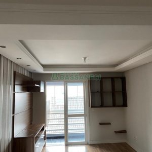 Apartamento com 70m², 2 dormitórios, 2 vagas, no bairro Sanvitto em Caxias do Sul para Comprar