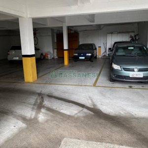 Apartamento com 70m², 2 dormitórios, 2 vagas, no bairro Sanvitto em Caxias do Sul para Comprar