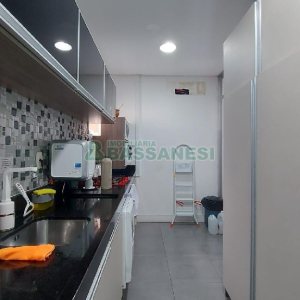 Predio com 600m², no bairro Cinqüentenário em Caxias do Sul para Alugar