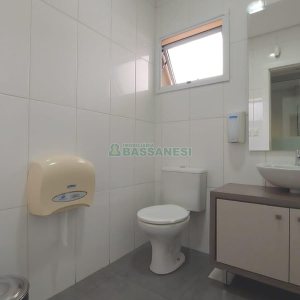 Predio com 600m², no bairro Cinqüentenário em Caxias do Sul para Alugar