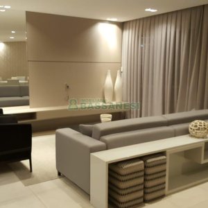 Apto Mobiliado com 439m², 3 dormitórios, 3 vagas, no bairro Madureira em Caxias do Sul para Comprar