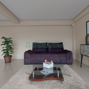 Apartamento com 62m², 2 dormitórios, 2 vagas, no bairro Colina Sorriso em Caxias do Sul para Comprar