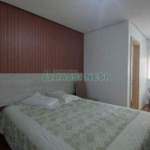 Apartamento com 62m², 2 dormitórios, 2 vagas, no bairro Colina Sorriso em Caxias do Sul para Comprar