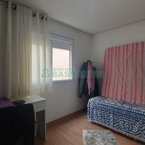 Apartamento com 62m², 2 dormitórios, 2 vagas, no bairro Colina Sorriso em Caxias do Sul para Comprar