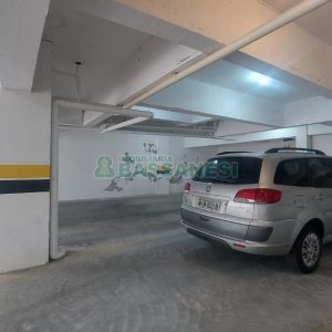 Apartamento com 62m², 2 dormitórios, 2 vagas, no bairro Colina Sorriso em Caxias do Sul para Comprar