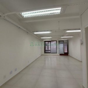 Loja com 100m², no bairro Forqueta em Caxias do Sul para Alugar