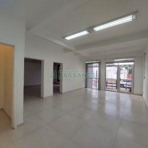 Loja com 100m², no bairro Forqueta em Caxias do Sul para Alugar