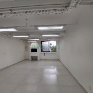 Loja com 100m², no bairro Forqueta em Caxias do Sul para Alugar