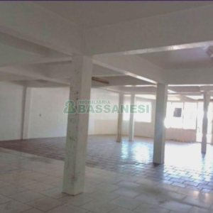 Loja com 200m², no bairro Santa Catarina em Caxias do Sul para Alugar