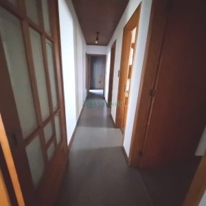 Casa com 150m², 4 dormitórios, no bairro Santa Catarina em Caxias do Sul para Alugar