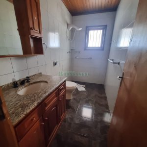 Casa com 150m², 4 dormitórios, no bairro Santa Catarina em Caxias do Sul para Alugar