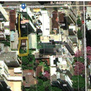 Terreno com 331m², no bairro Lourdes em Caxias do Sul para Comprar