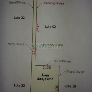 Terreno com 331m², no bairro Lourdes em Caxias do Sul para Comprar