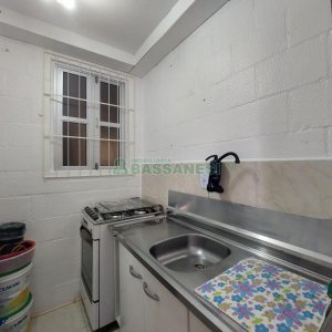 Apartamento com 39m², 2 dormitórios, 1 vaga, no bairro Esplanada em Caxias do Sul para Comprar