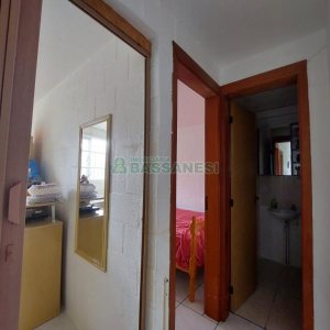 Apartamento com 39m², 2 dormitórios, 1 vaga, no bairro Esplanada em Caxias do Sul para Comprar