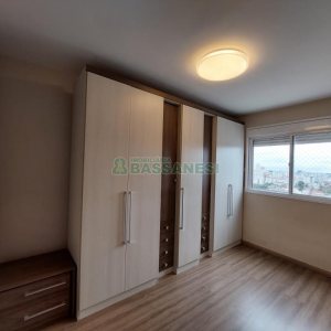Apartamento com 92m², 2 dormitórios, 1 vaga, no bairro Jardelino Ramos em Caxias do Sul para Comprar
